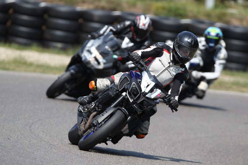 /Archiv-2018/44 06.08.2018 Dunlop Moto Ride and Test Day  ADR/Strassenfahrer-Sportfahrer grün/71